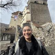 Profesora nativa de inglés con años de experiencia enseñando a alumnos de Primaria y ESO